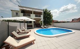 Hacienda Mia With Pool And Yacuzzi, Free Parking